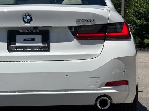 New 2026 BMW 330i xDrive Sedan w/ Premium Package AWD/4WD image 5