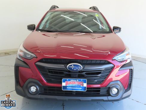 Used 2025 Subaru Outback Premium AWD/4WD image 9