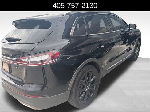 Used 2020 Lincoln Nautilus Reserve w/ Monochromatic Package image 5