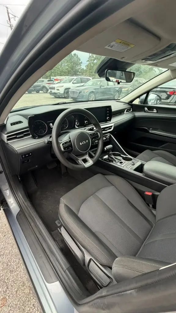 Used 2023 Kia K5 LXS FWD image 11