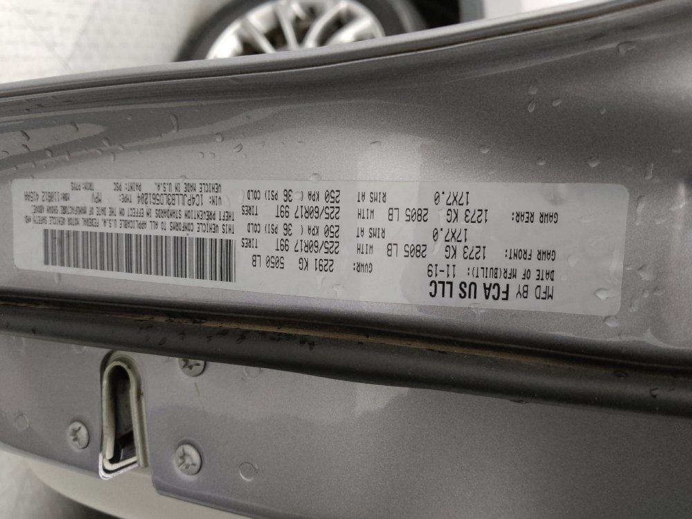 Used 2020 Jeep Cherokee Latitude Plus FWD image 33