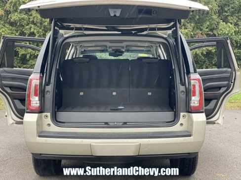 Used 2015 GMC Yukon SLT image 44