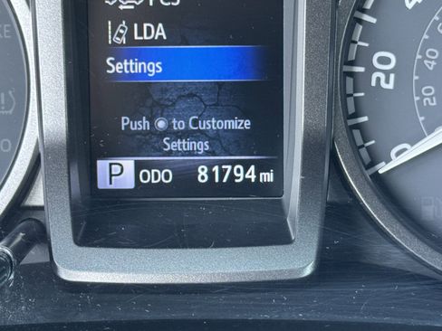 Used 2021 Toyota Tacoma TRD Sport image 20