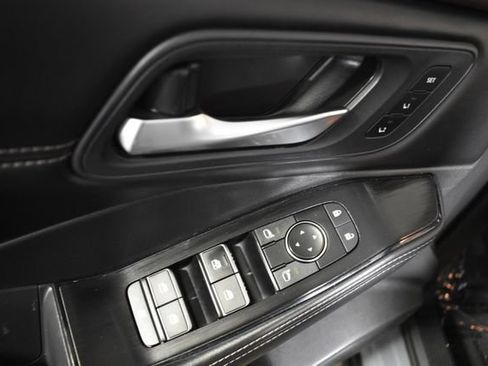 Used 2023 Nissan Rogue SL AWD/4WD image 8