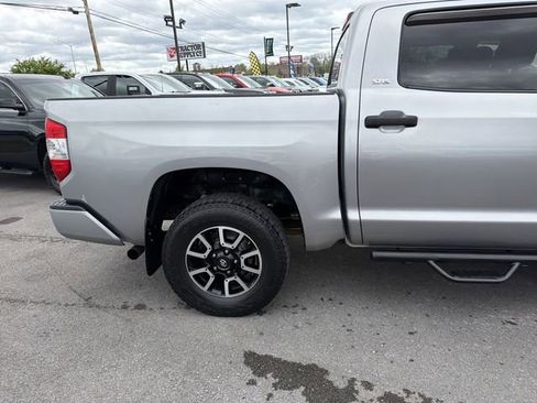 Used 2017 Toyota Tundra SR5 w/ TRD Off Road Package AWD/4WD image 5