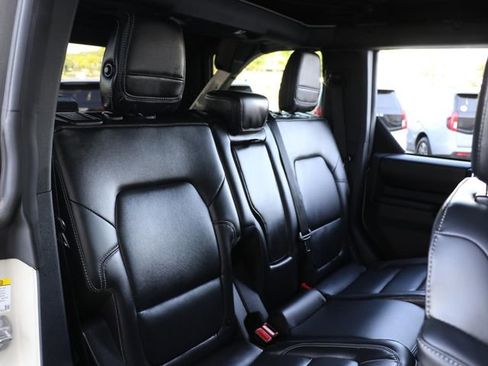 Used 2025 Ford Bronco Outer Banks AWD/4WD image 15