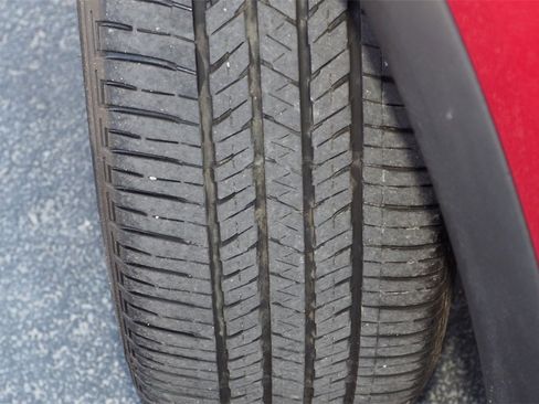 Used 2024 Mitsubishi Eclipse Cross LE image 9