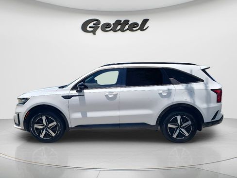 Used 2022 Kia Sorento EX w/ Panoramic Sunroof Package FWD image 8