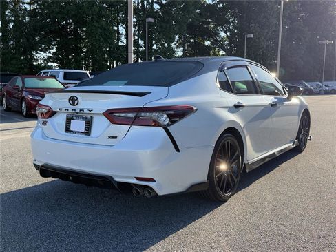 Used 2021 Toyota Camry XSE w/ Navigation Package FWD image 4