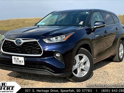 Used 2020 Toyota Highlander LE