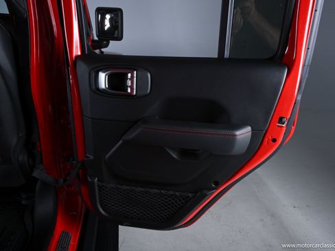 Used 2020 Jeep Wrangler Unlimited Rubicon w/ Quick Order Package 28Y Recon AWD/4WD image 34