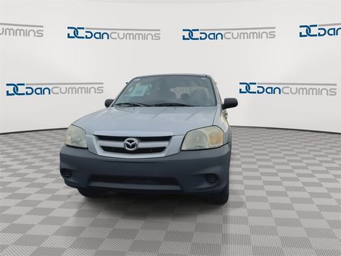 Used 2005 MAZDA Tribute I image 4