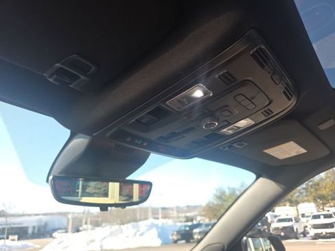 Used 2024 GMC Yukon XL Denali Ultimate image 25