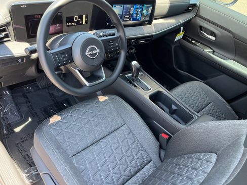 New 2026 Nissan Kicks SV w/ Cold Weather Package FWD image 16