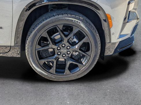 New 2026 Chevrolet Traverse RS image 6