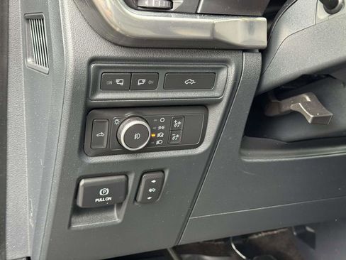 Used 2021 Ford F150 Lariat w/ Trailer Tow Package AWD/4WD image 10