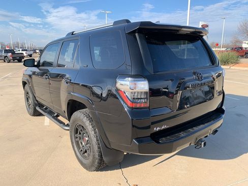 Used 2023 Toyota 4Runner SR5 Premium image 6