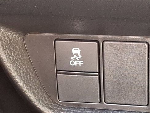 Used 2025 Honda HR-V LX image 24