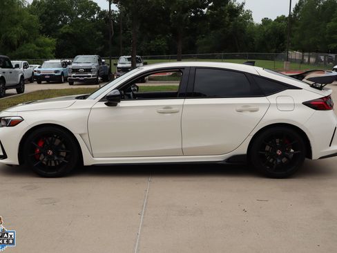 Used 2024 Honda Civic Type R image 7