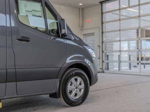 New 2026 Mercedes-Benz Sprinter 2500 image 30