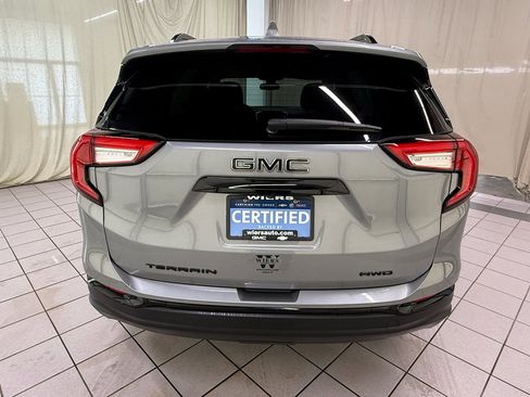 Used 2023 GMC Terrain SLE w/ Driver Convenience Package AWD/4WD image 6