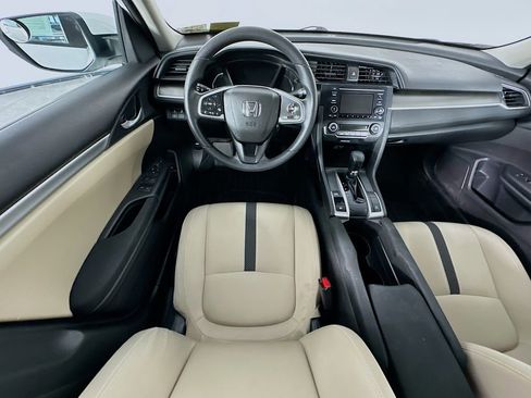 Used 2019 Honda Civic LX image 9