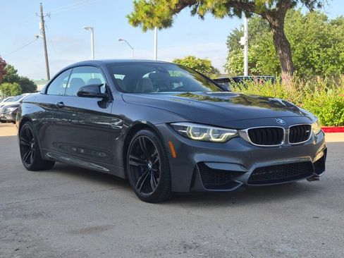 Used 2020 BMW M4 Convertible w/ Executive Package RWD image 3