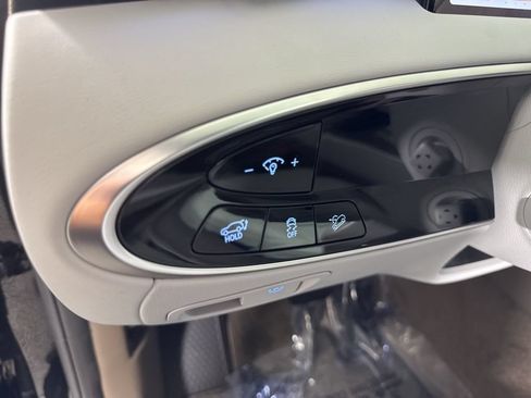 New 2026 Genesis GV70 2.5T Advanced AWD/4WD image 9