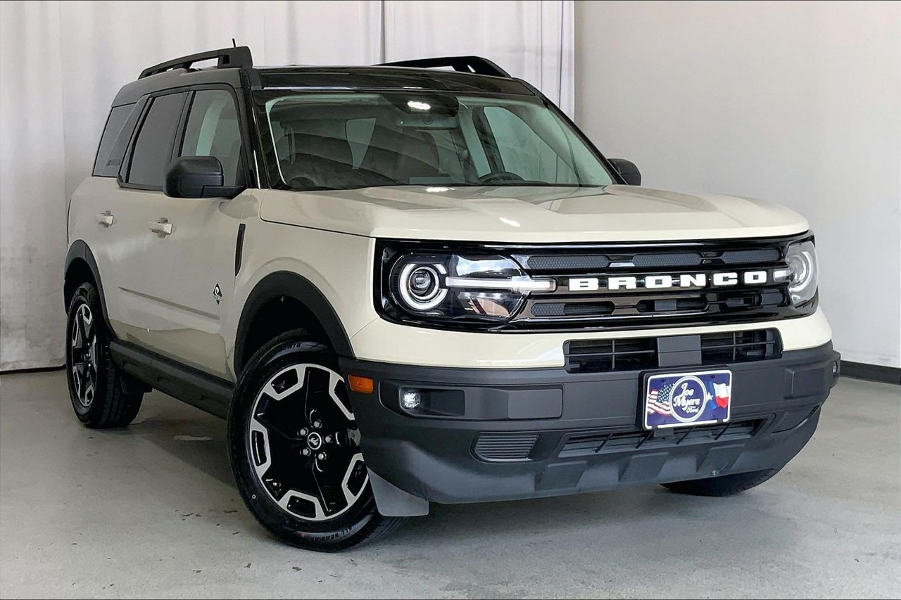 Used 2024 Ford Bronco Sport Outer Banks w/ Tech Package AWD/4WD image 34