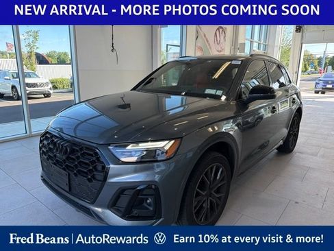 Used 2023 Audi SQ5 Premium Plus w/ Premium Plus Package AWD/4WD image 2