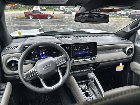 New 2026 Chevrolet Colorado ZR2 w/ Technology Package image 10
