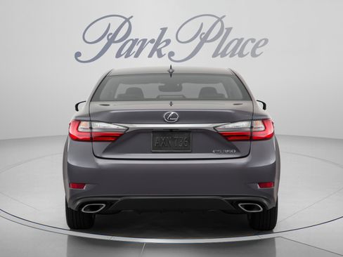 Used 2018 Lexus ES 350 w/ Premier Package FWD image 4