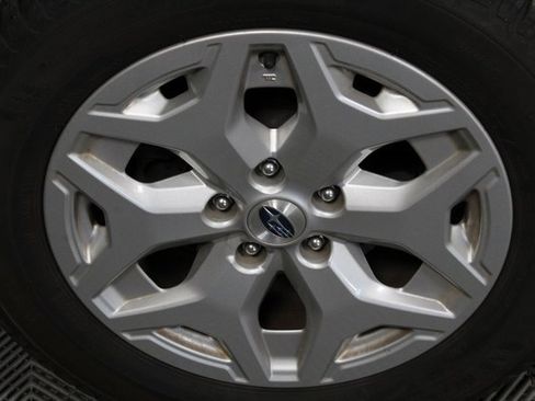 Used 2021 Subaru Forester image 7