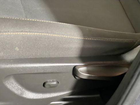 Used 2021 Chevrolet Trax LS w/ Tint and Cruise Package image 15