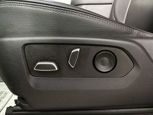 Used 2022 GMC Sierra 1500 Denali w/ Denali Reserve Package AWD/4WD image 12