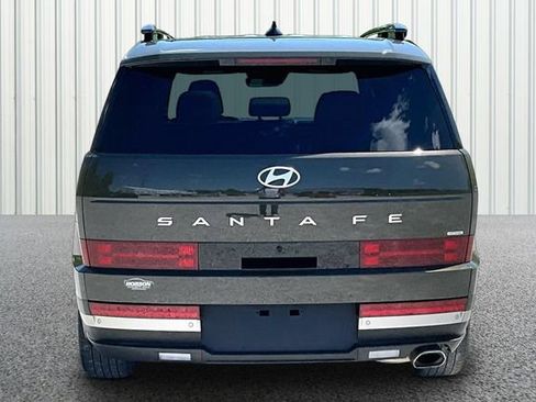 Used 2025 Hyundai Santa Fe Limited AWD/4WD image 4