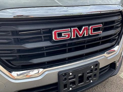 Used 2025 GMC Terrain Elevation image 26