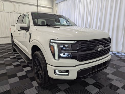 Used 2025 Ford F150 Platinum AWD/4WD image 5