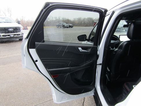 Used 2023 Ford Escape ST-Line Select w/ Tech Pack #2 AWD/4WD image 40