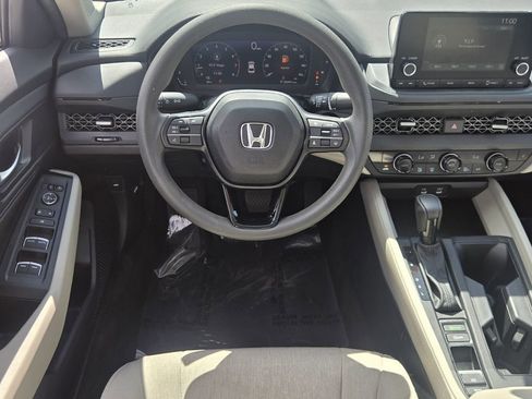 Certified 2025 Honda Accord SE image 12