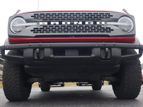 Used 2021 Ford Bronco Badlands image 4