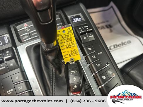 Used 2018 Porsche Macan image 33