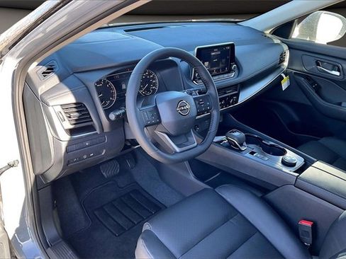 New 2026 Nissan Rogue SV image 7