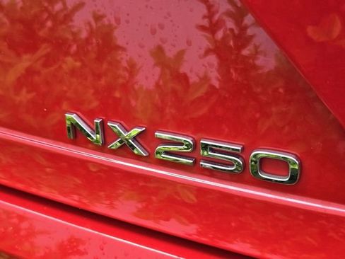 Used 2024 Lexus NX 250 FWD w/ Towing Package (2000 Lbs) image 9