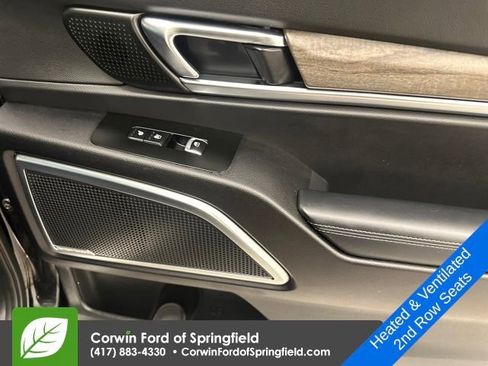 Used 2021 Kia Telluride SX w/ SX Prestige Package image 15