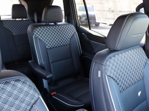 New 2026 GMC Acadia Denali w/ Super Cruise Package image 26