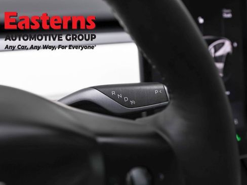 Used 2023 Tesla Model 3 Standard Range image 13