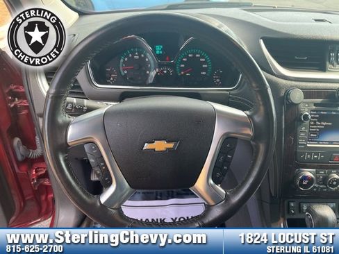 Used 2017 Chevrolet Traverse Premier image 11