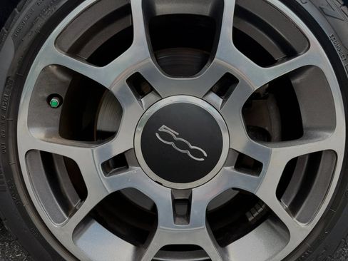 Used 2019 FIAT 500 Pop FWD image 47