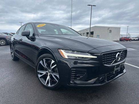 Used 2021 Volvo S60 T8 R-Design image 1